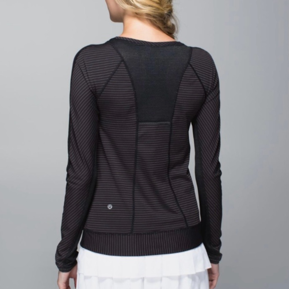 Lululemon Run For Gold Long Sleeve Black Striped Shirt Women’s Sz 10